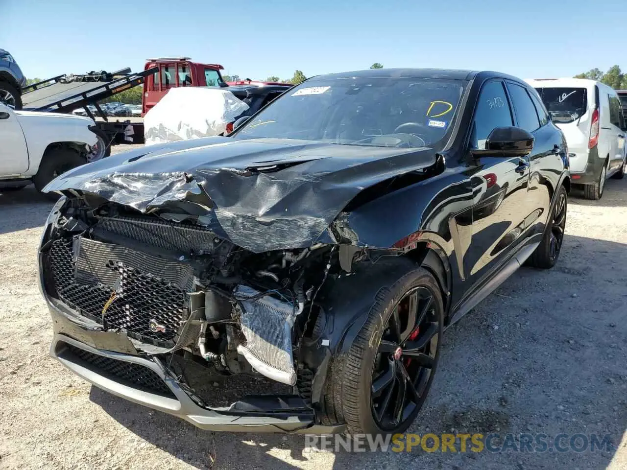 2 fotografías del automóvil dañado SADCZ2EE6LA644902 JAGUAR F-PACE 2020