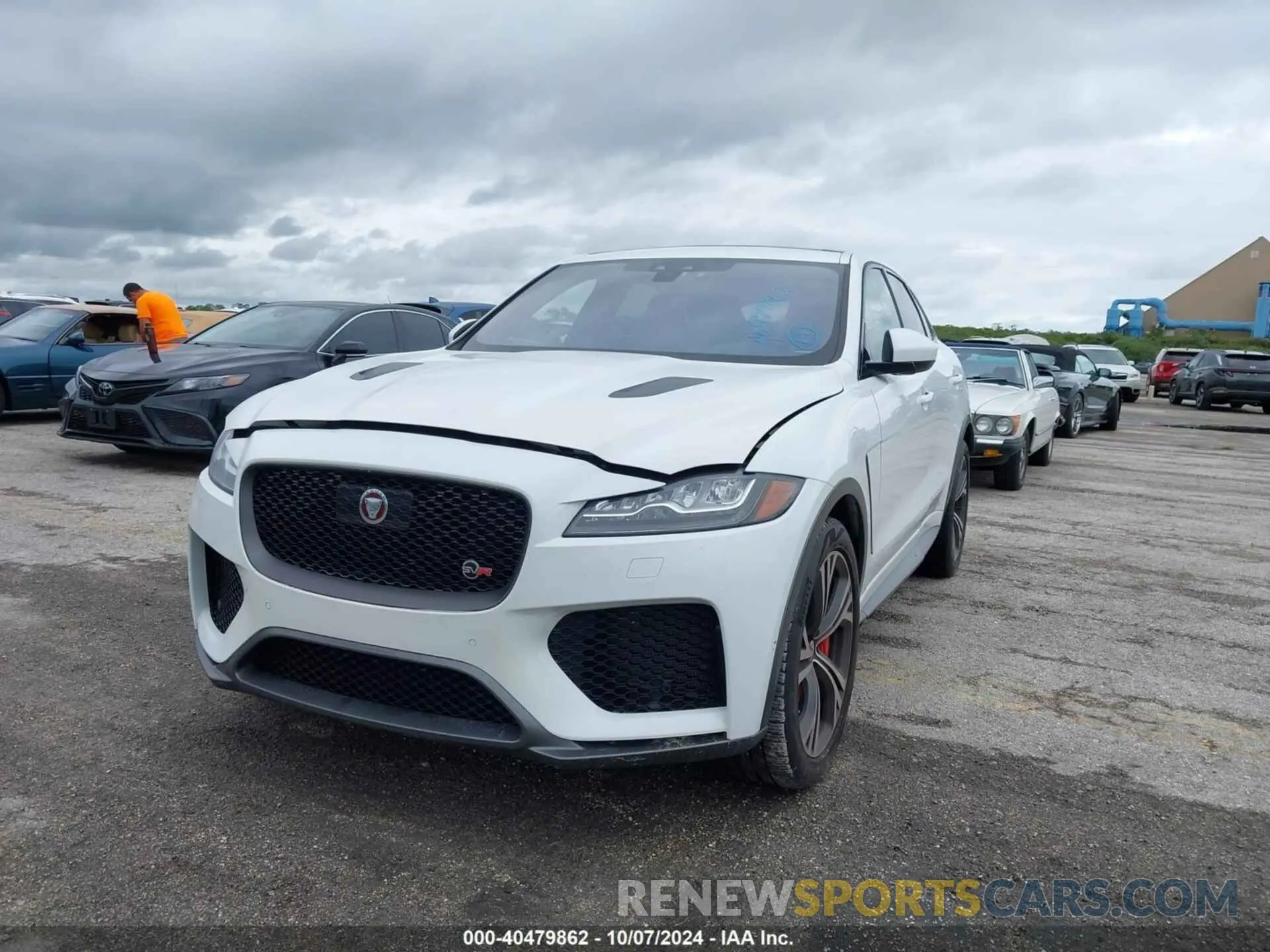 2 fotografías del automóvil dañado SADCZ2EE9LA627415 JAGUAR F-PACE 2020