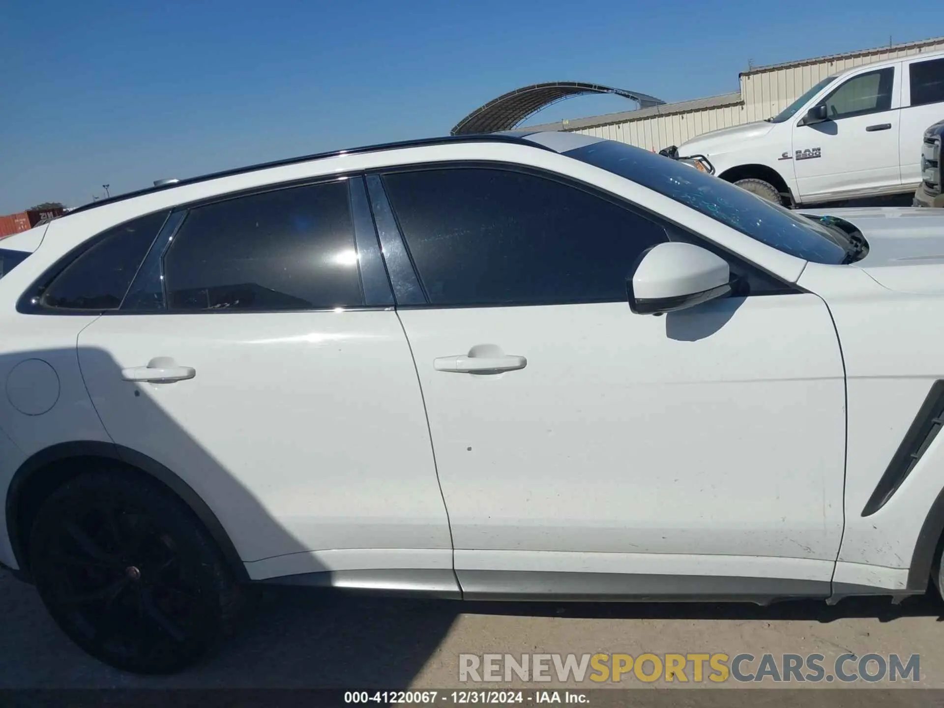 13 fotografías del automóvil dañado SADCZ2EE9LA630346 JAGUAR F-PACE 2020