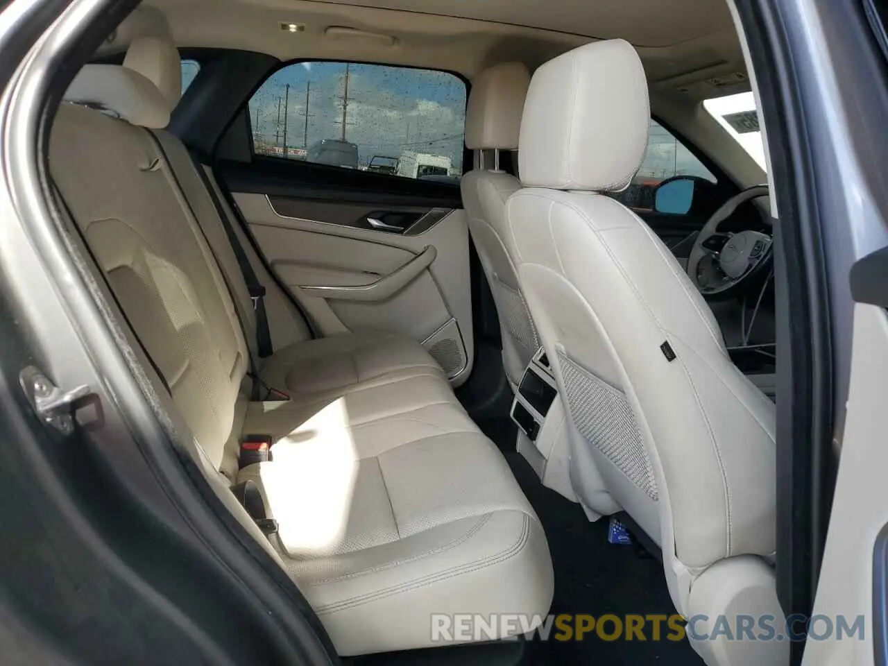 12 fotografías del automóvil dañado SADCJ2EU5MA664381 JAGUAR F-PACE 2021