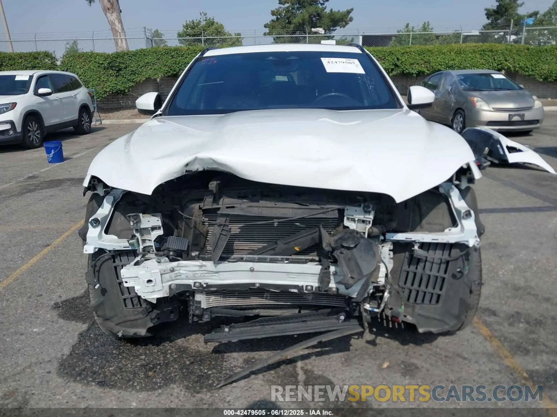 13 fotografías del automóvil dañado SADCJ2EX0MA678926 JAGUAR F-PACE 2021