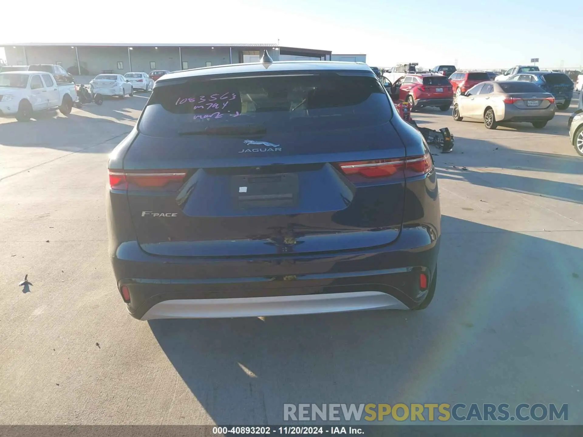 16 fotografías del automóvil dañado SADCJ2EX2MA675428 JAGUAR F-PACE 2021