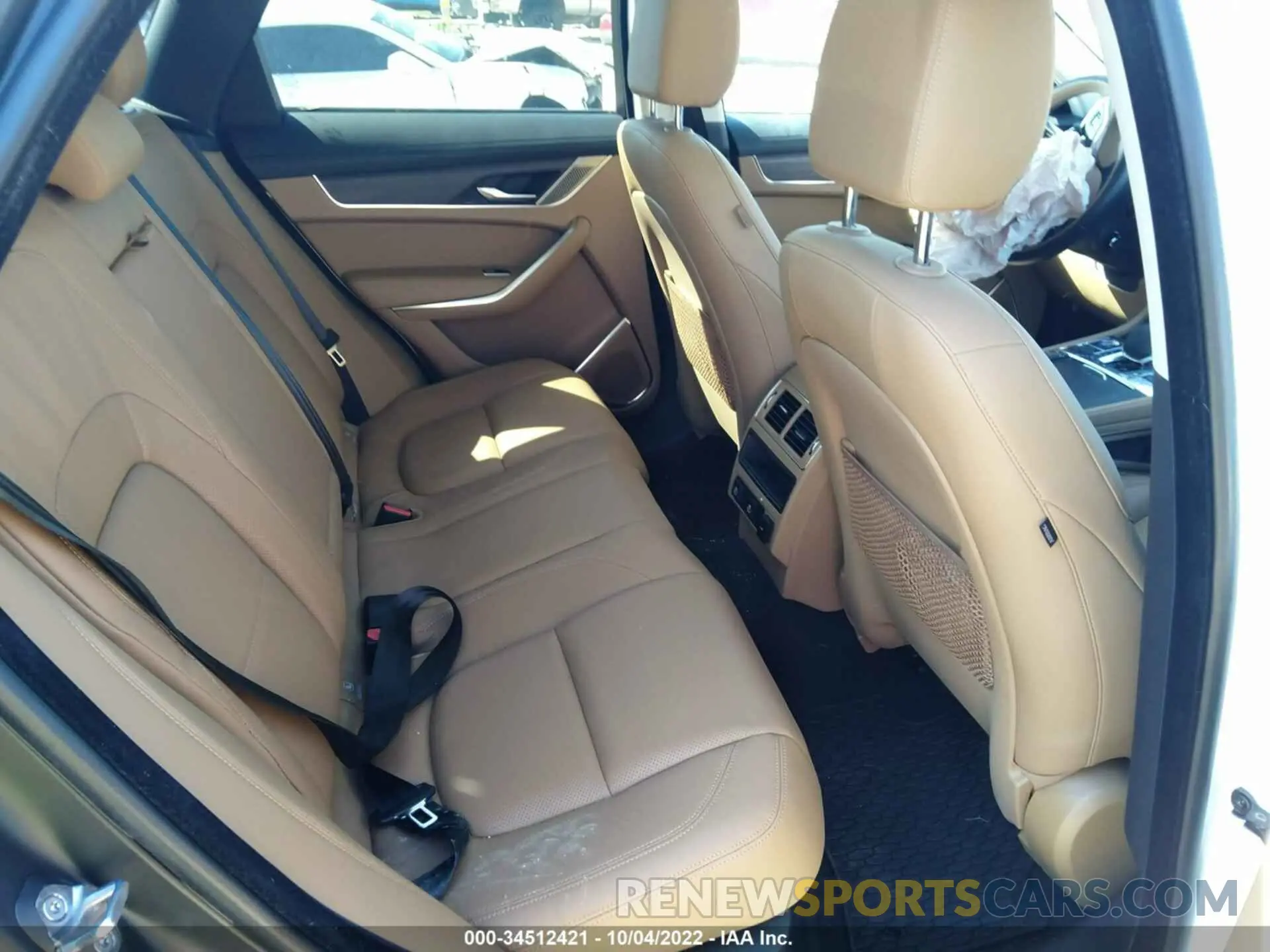 8 fotografías del automóvil dañado SADCJ2EX3MA673381 JAGUAR F-PACE 2021