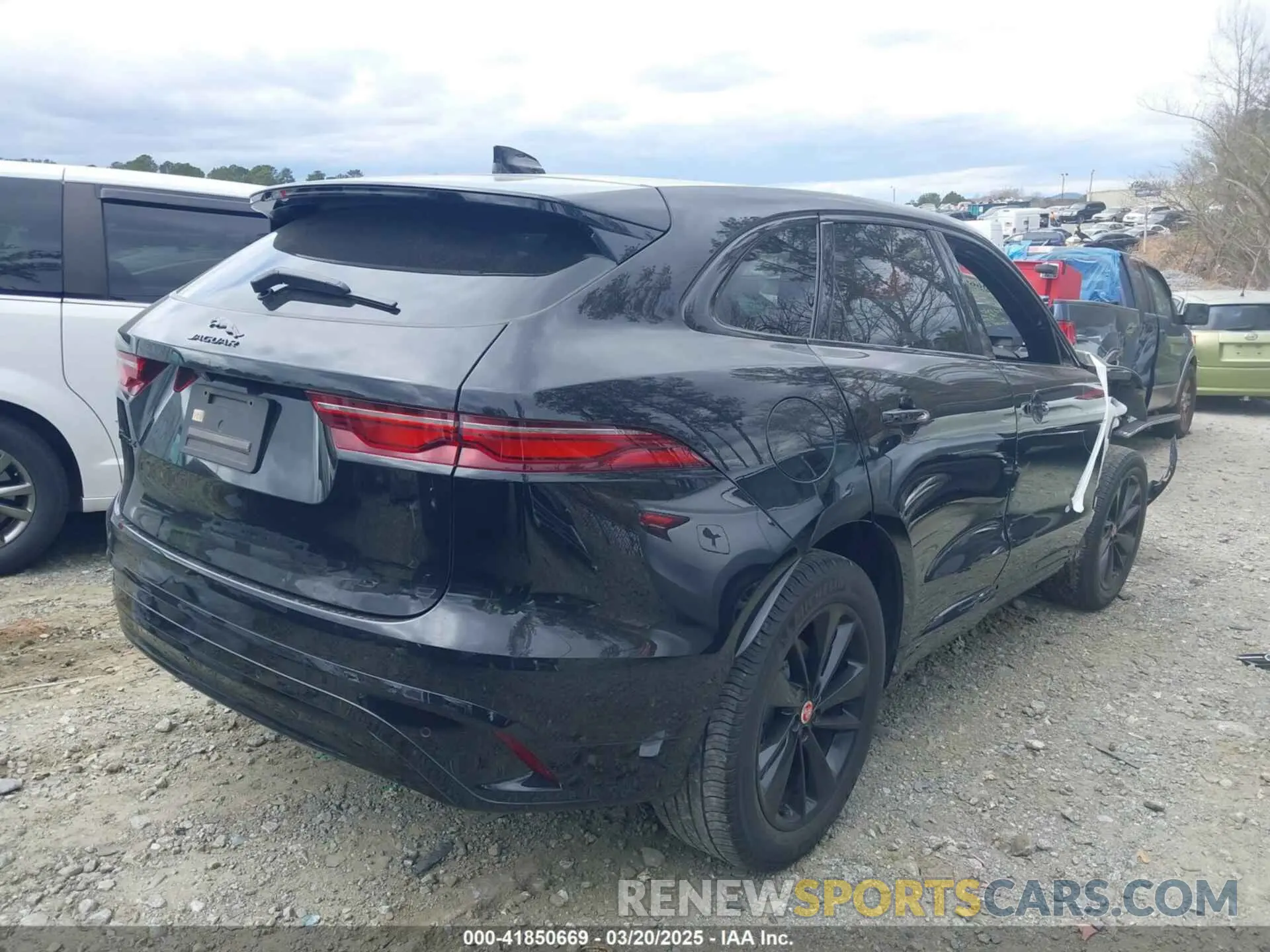 4 fotografías del automóvil dañado SADCJ2EX5MA679666 JAGUAR F-PACE 2021