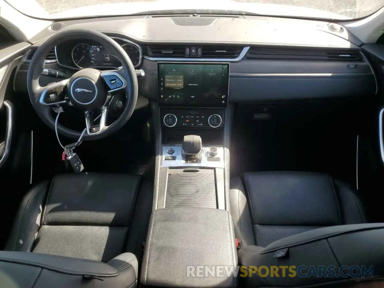 8 fotografías del automóvil dañado SADCJ2EX6MA665324 JAGUAR F-PACE 2021