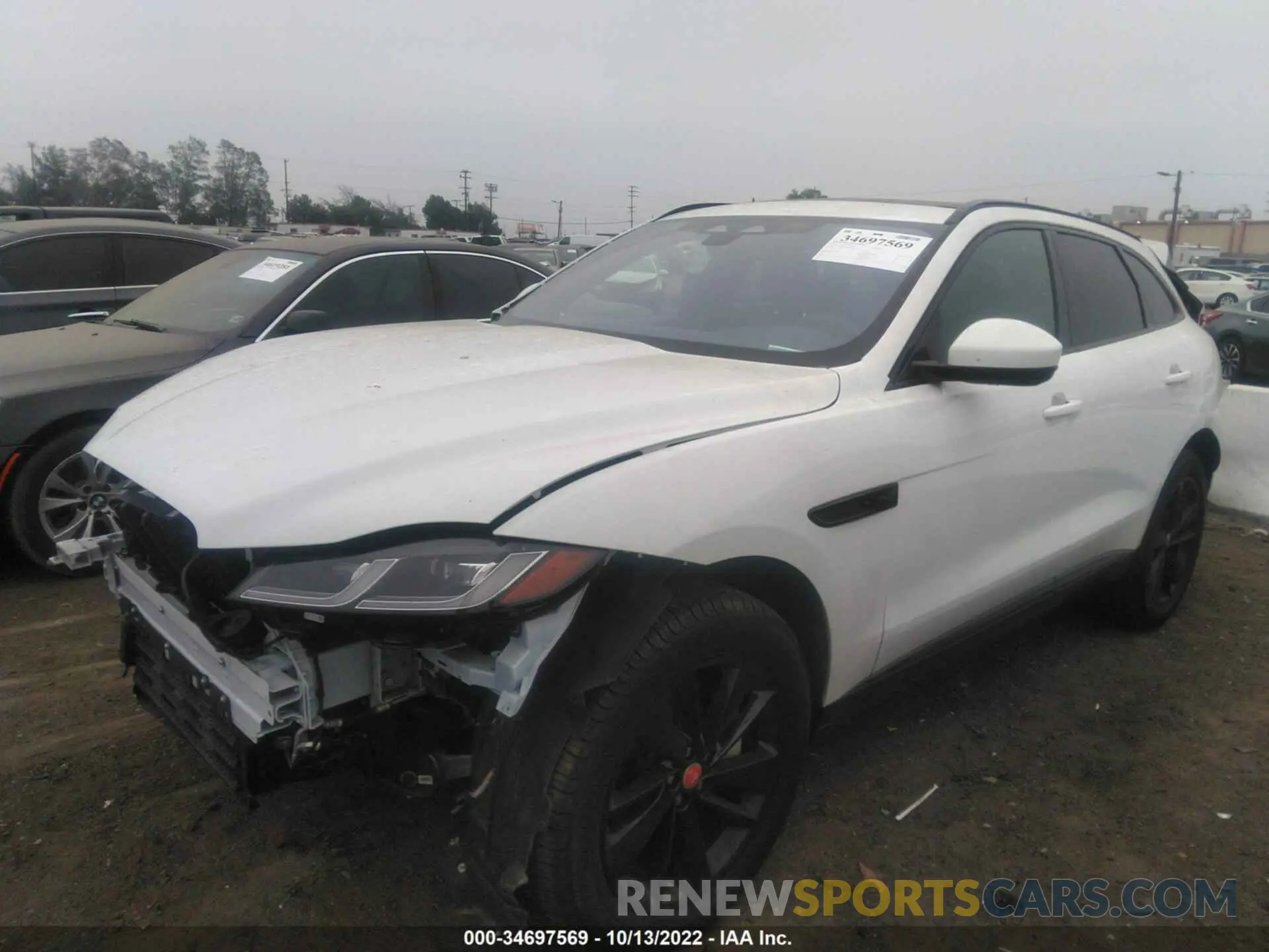 2 fotografías del automóvil dañado SADCJ2EX9MA685440 JAGUAR F-PACE 2021