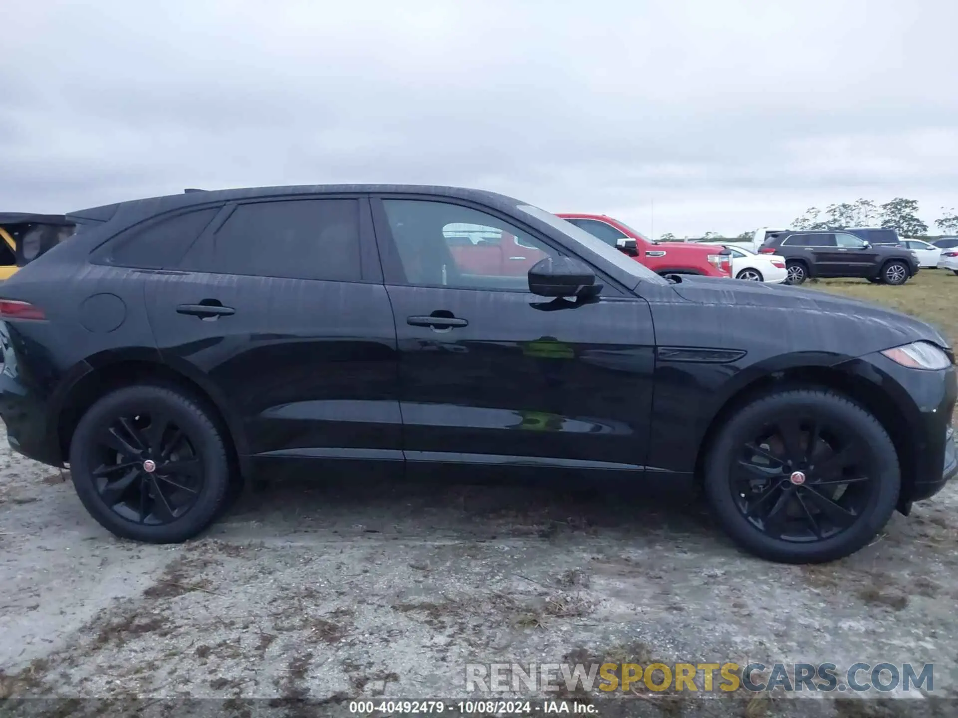 13 fotografías del automóvil dañado SADCJ2EX9MA687060 JAGUAR F-PACE 2021