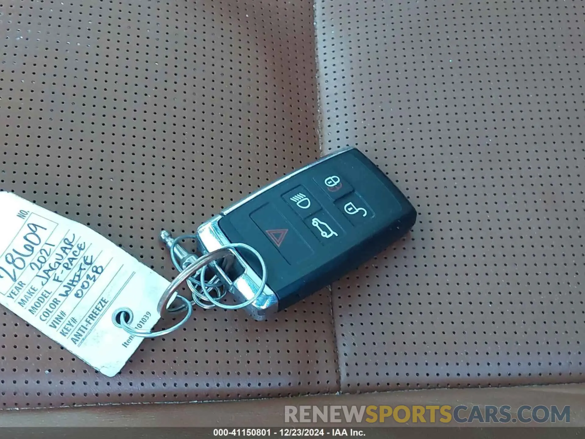 11 fotografías del automóvil dañado SADCT2FU5MA680038 JAGUAR F-PACE 2021