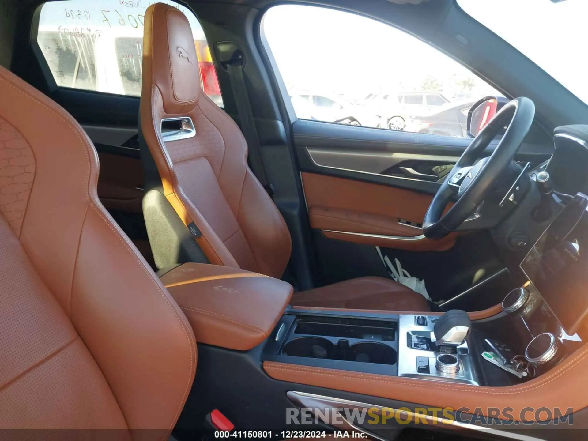 5 fotografías del automóvil dañado SADCT2FU5MA680038 JAGUAR F-PACE 2021