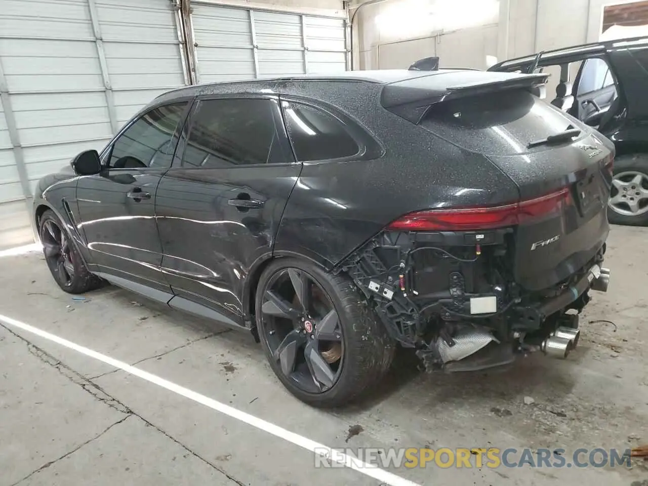 2 fotografías del automóvil dañado SADCZ2EE0MA666542 JAGUAR F-PACE 2021