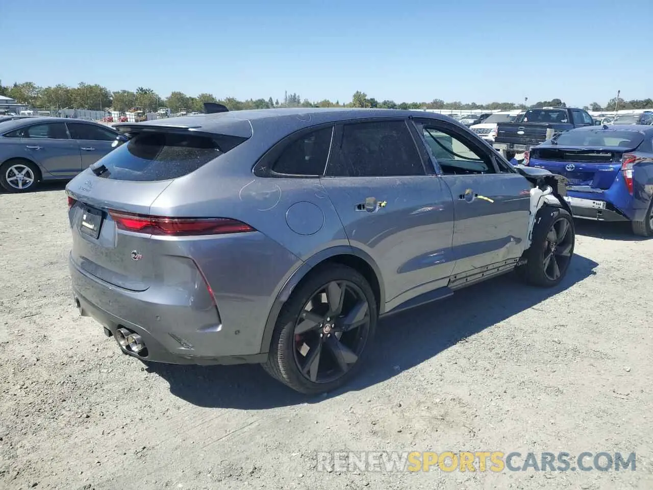 3 fotografías del automóvil dañado SADCZ2EE3MA681181 JAGUAR F-PACE 2021