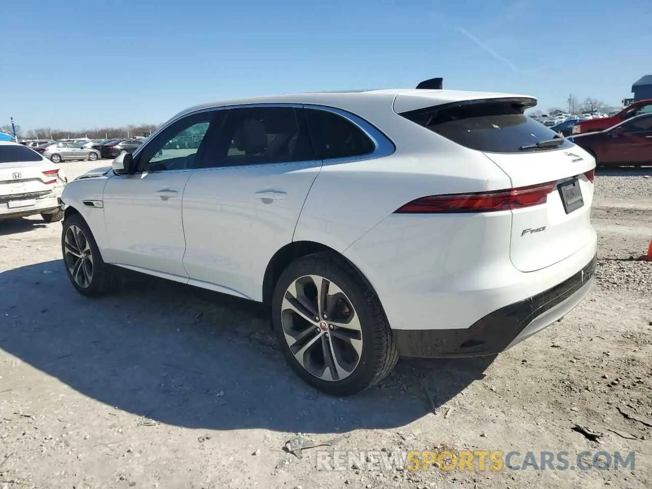 2 fotografías del automóvil dañado SADCJ2EX0NA692794 JAGUAR F-PACE 2022