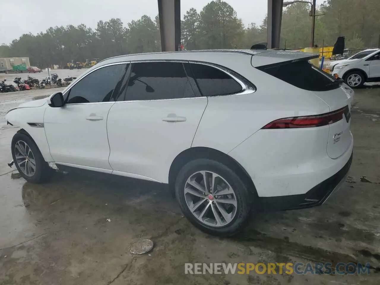 2 fotografías del automóvil dañado SADCJ2EX1NA699611 JAGUAR F-PACE 2022