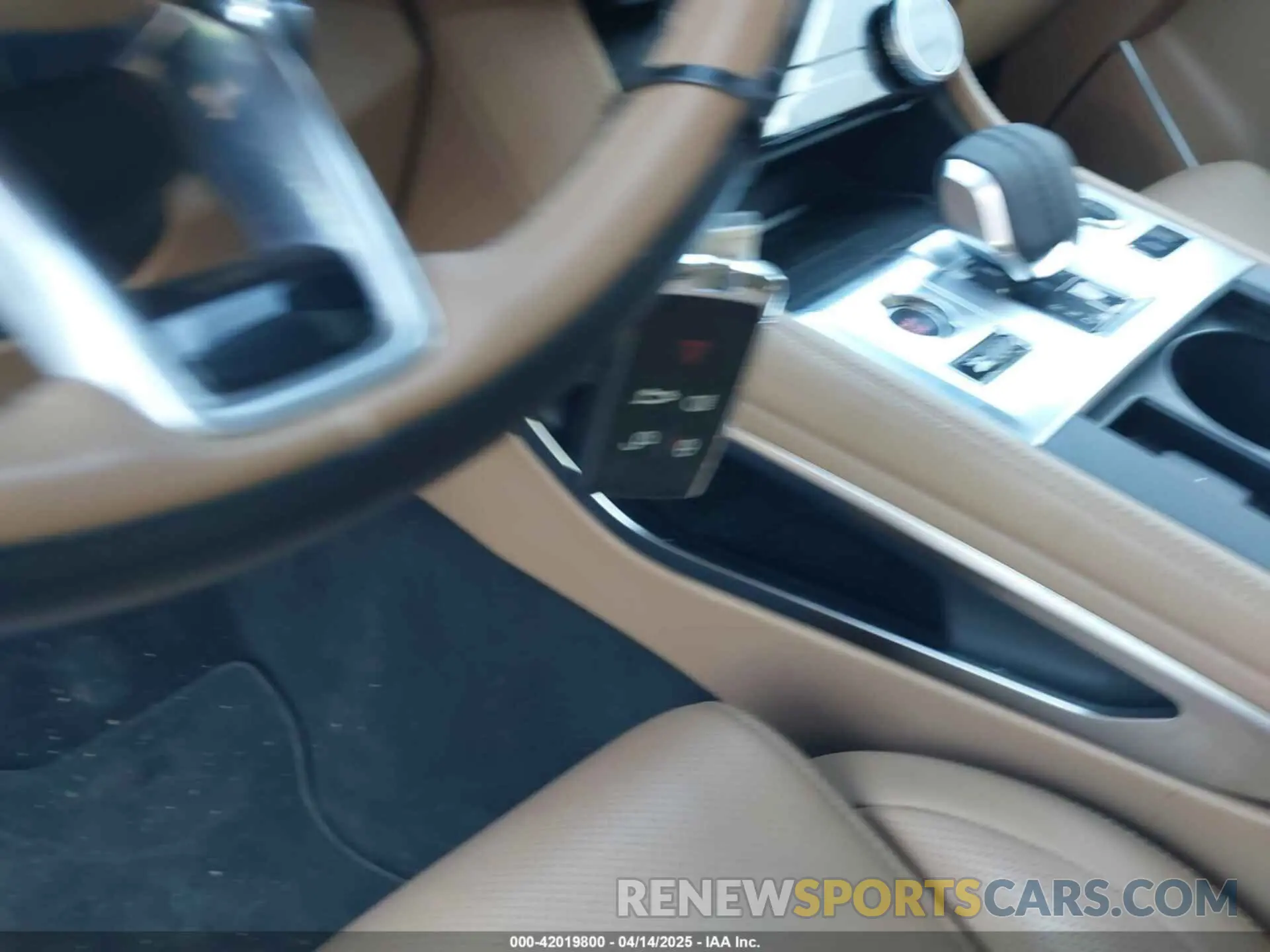 11 fotografías del automóvil dañado SADCJ2EX5NA698042 JAGUAR F-PACE 2022