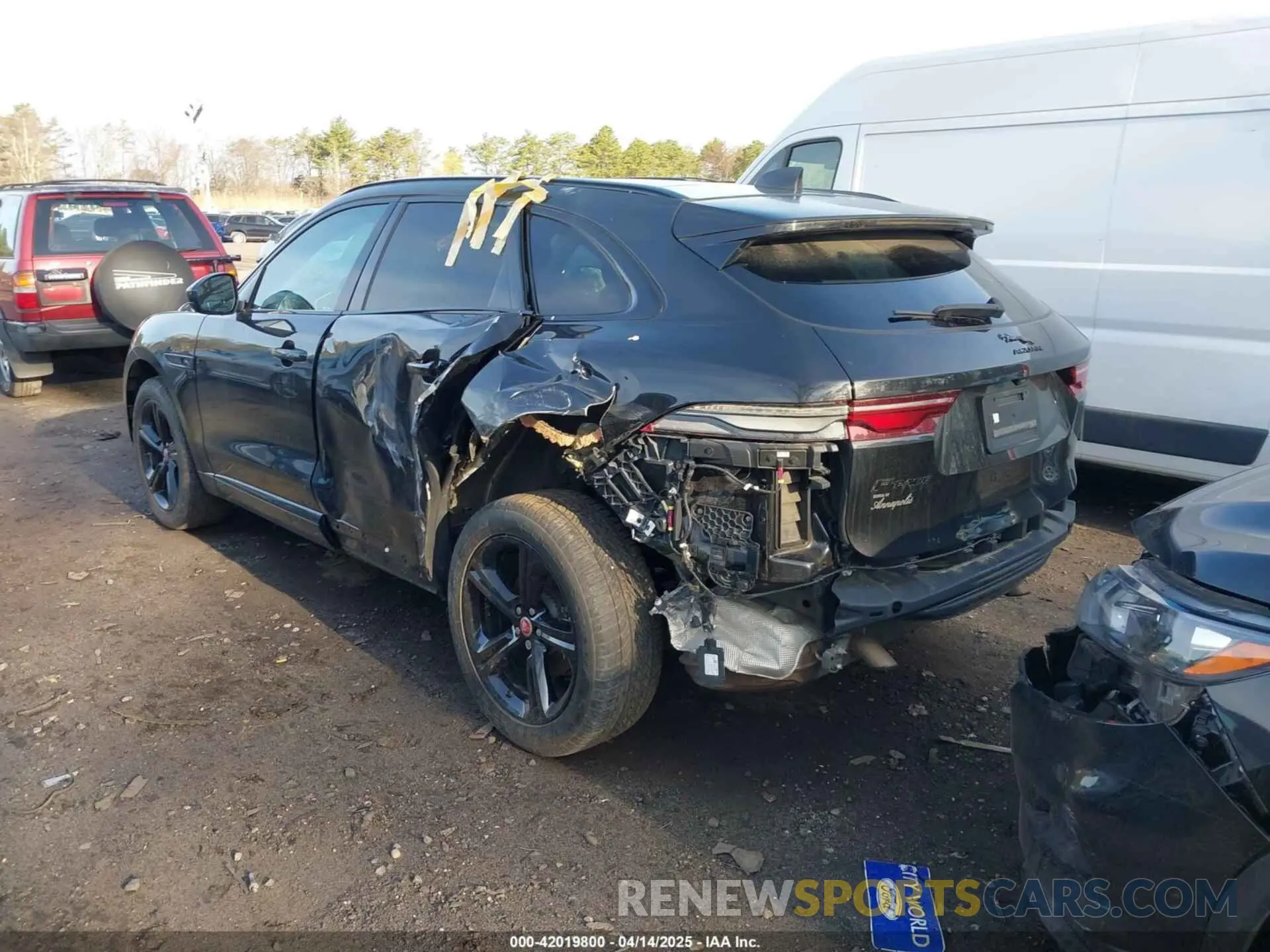 3 fotografías del automóvil dañado SADCJ2EX5NA698042 JAGUAR F-PACE 2022