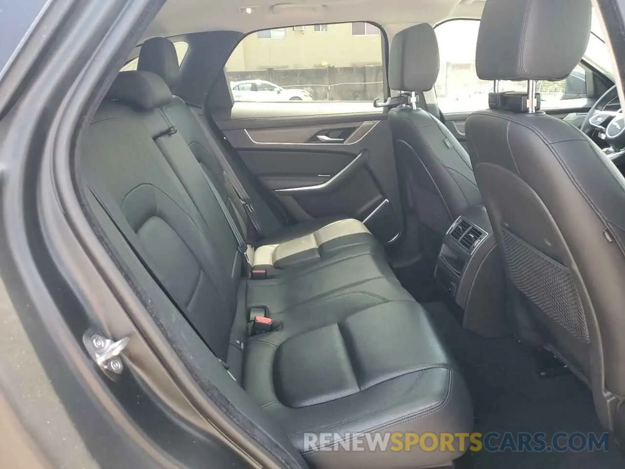 10 fotografías del automóvil dañado SADCJ2EX8NA689139 JAGUAR F-PACE 2022