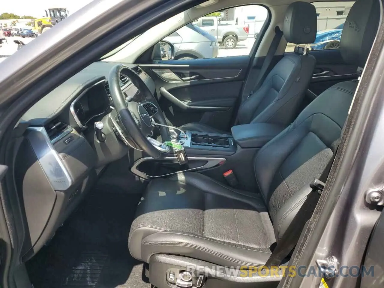 7 fotografías del automóvil dañado SADCJ2EX8NA689139 JAGUAR F-PACE 2022