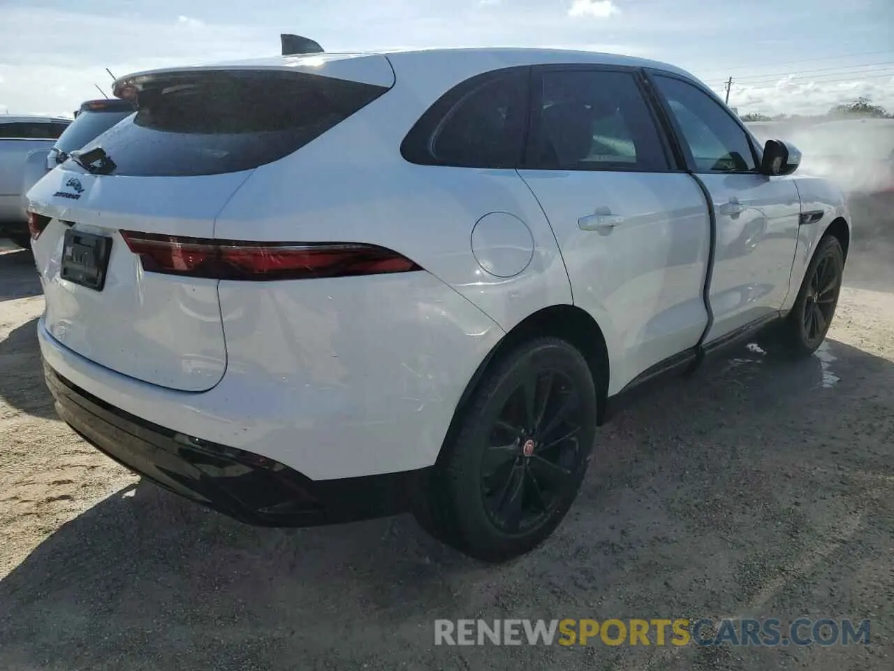 3 fotografías del automóvil dañado SADCJ2EX9NA697587 JAGUAR F-PACE 2022