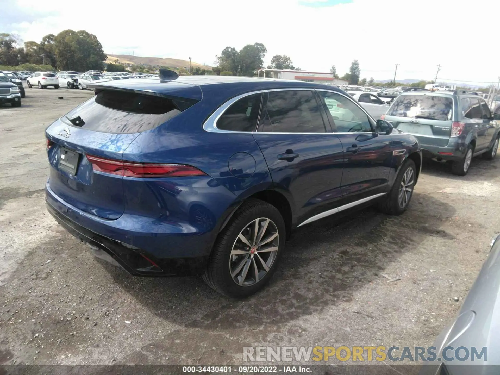 4 fotografías del automóvil dañado SADCJ2EXXNA697520 JAGUAR F-PACE 2022