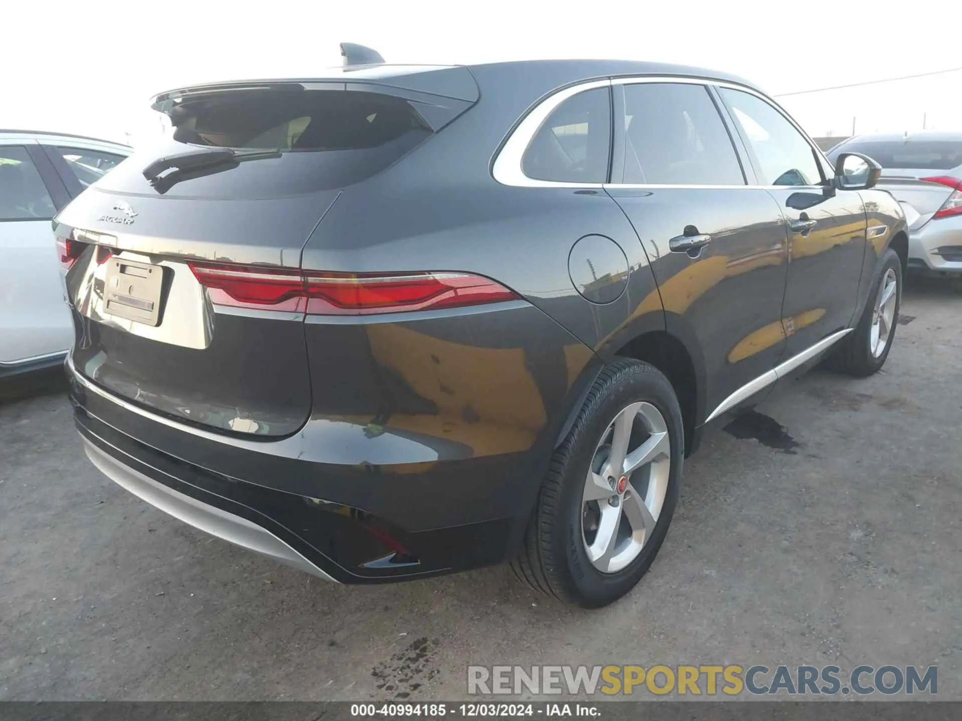 4 fotografías del automóvil dañado SADCJ2EX3PA710286 JAGUAR F-PACE 2023