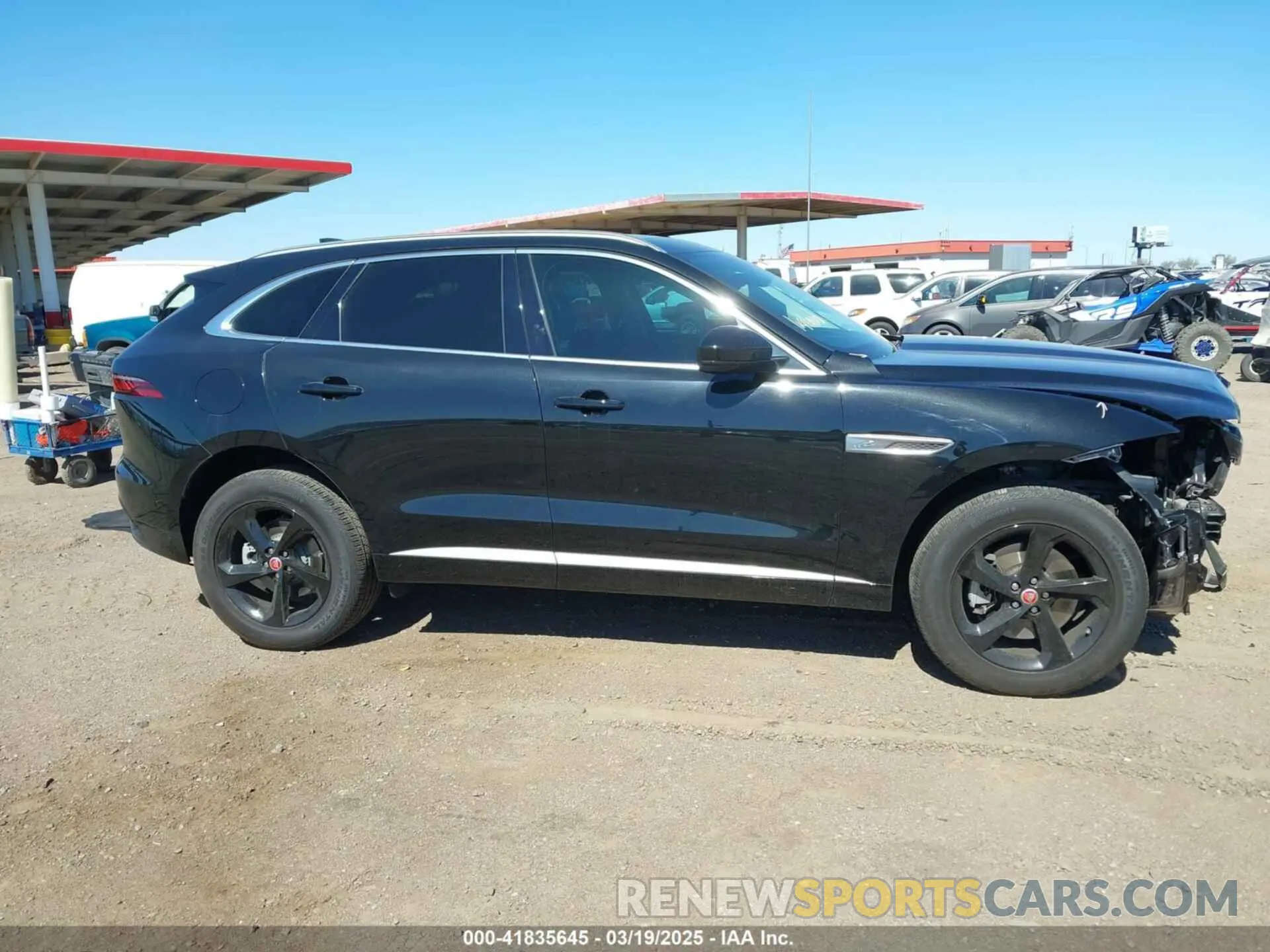 13 fotografías del automóvil dañado SADCJ2EX4PA713164 JAGUAR F-PACE 2023
