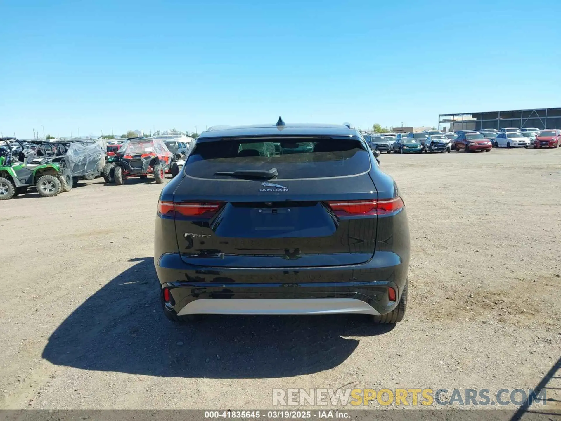16 fotografías del automóvil dañado SADCJ2EX4PA713164 JAGUAR F-PACE 2023