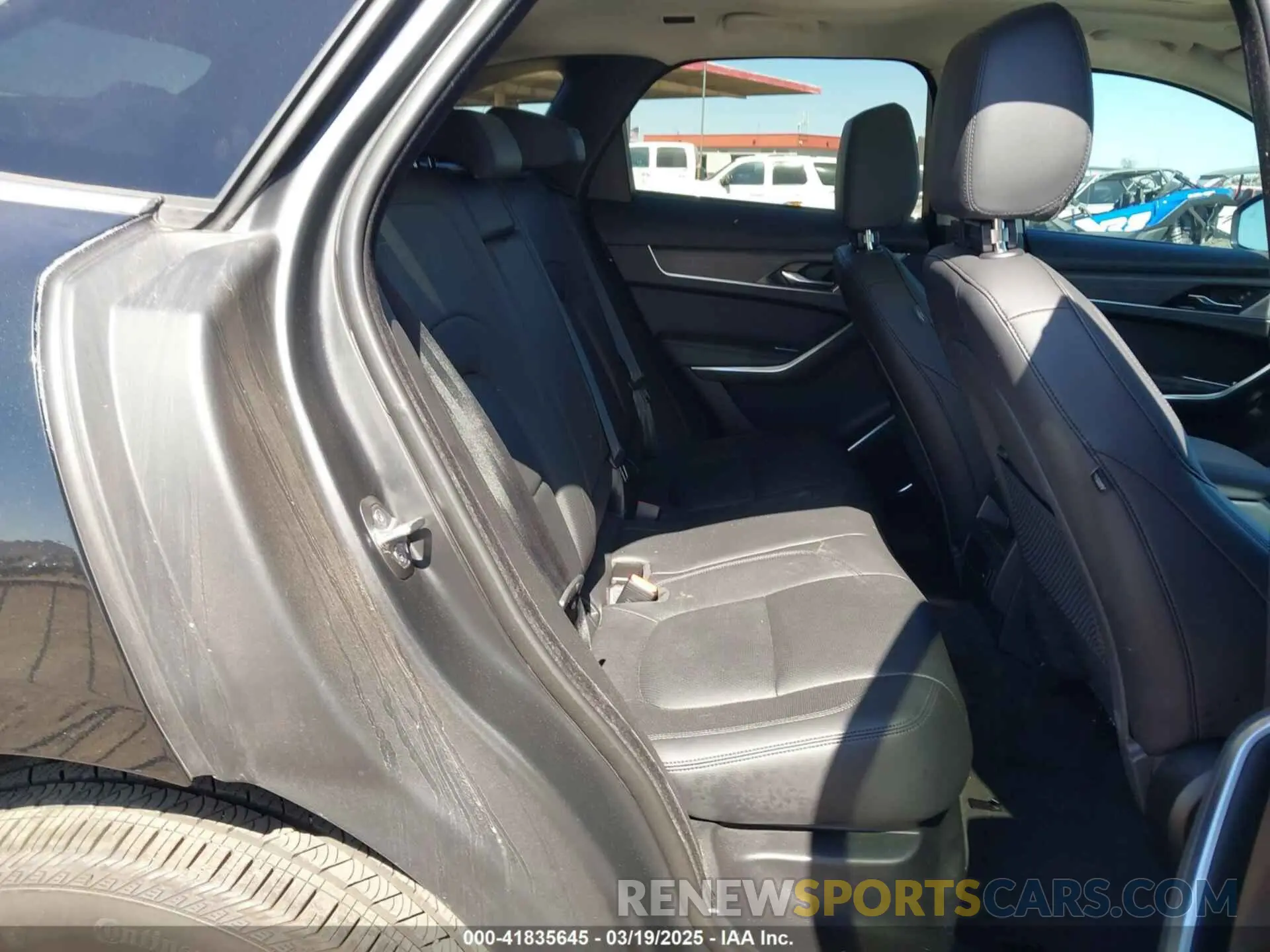 8 fotografías del automóvil dañado SADCJ2EX4PA713164 JAGUAR F-PACE 2023