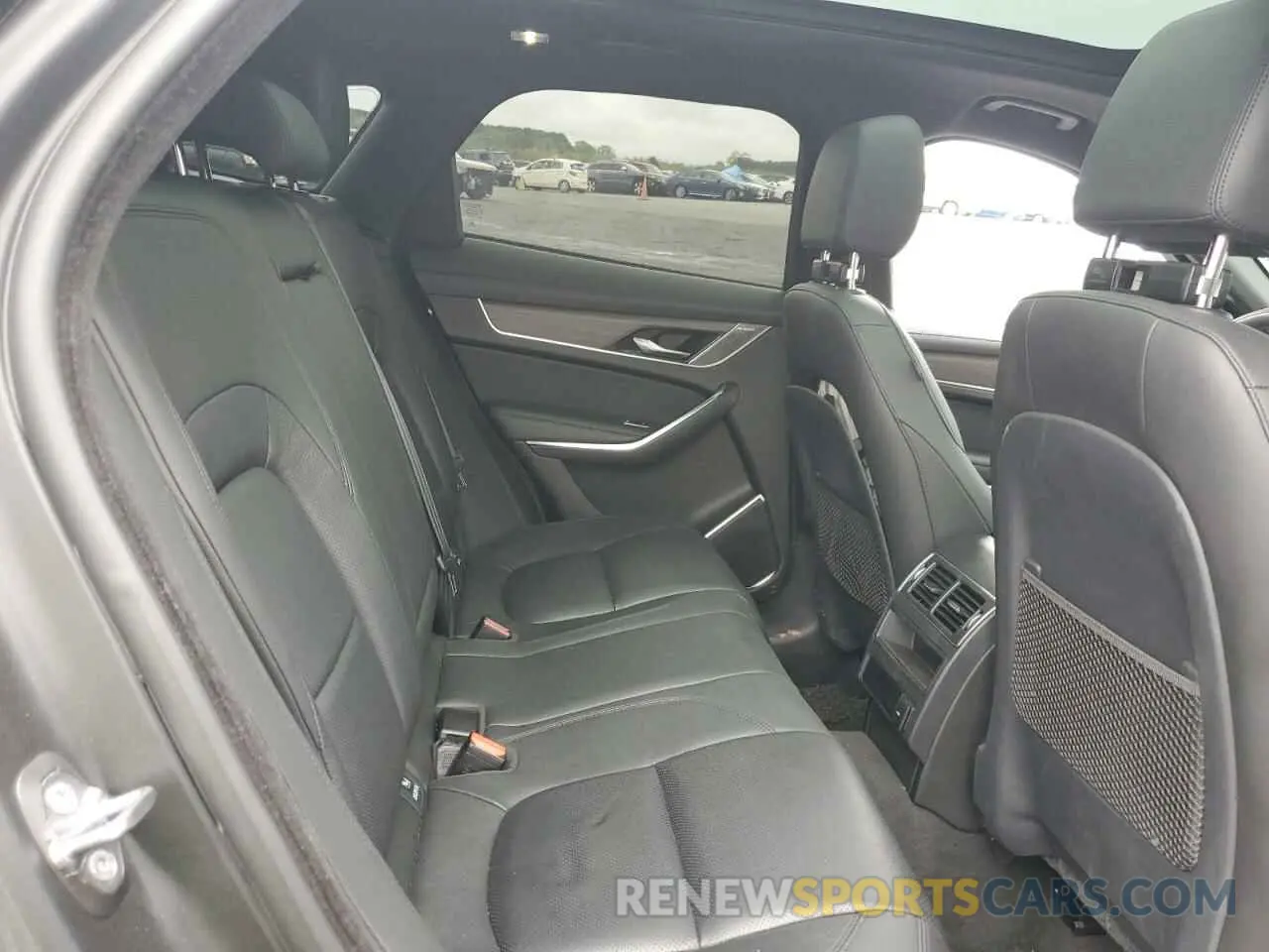 12 fotografías del automóvil dañado SADCJ2EX6PA716406 JAGUAR F-PACE 2023
