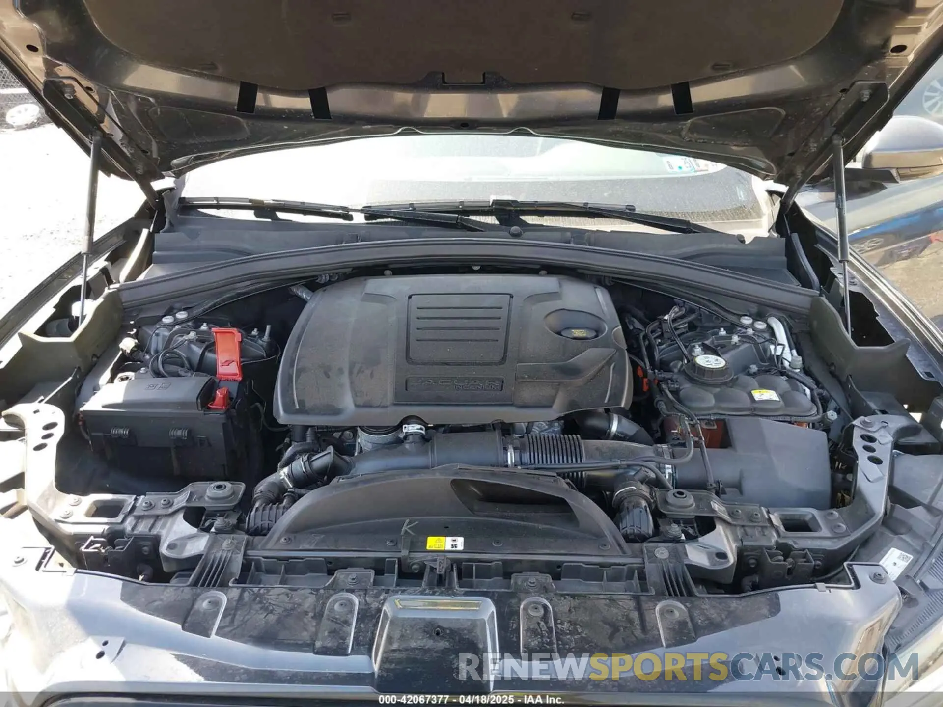 10 fotografías del automóvil dañado SADCJ2EX9PA705500 JAGUAR F-PACE 2023