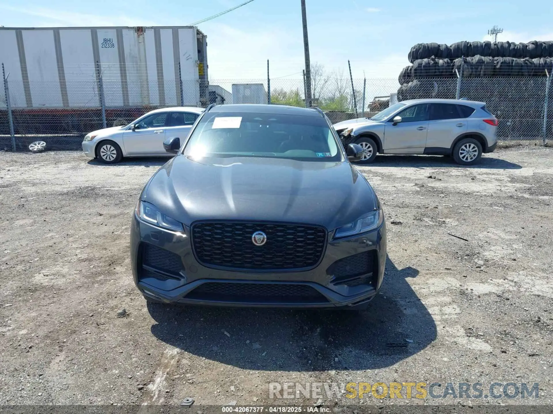 12 fotografías del automóvil dañado SADCJ2EX9PA705500 JAGUAR F-PACE 2023