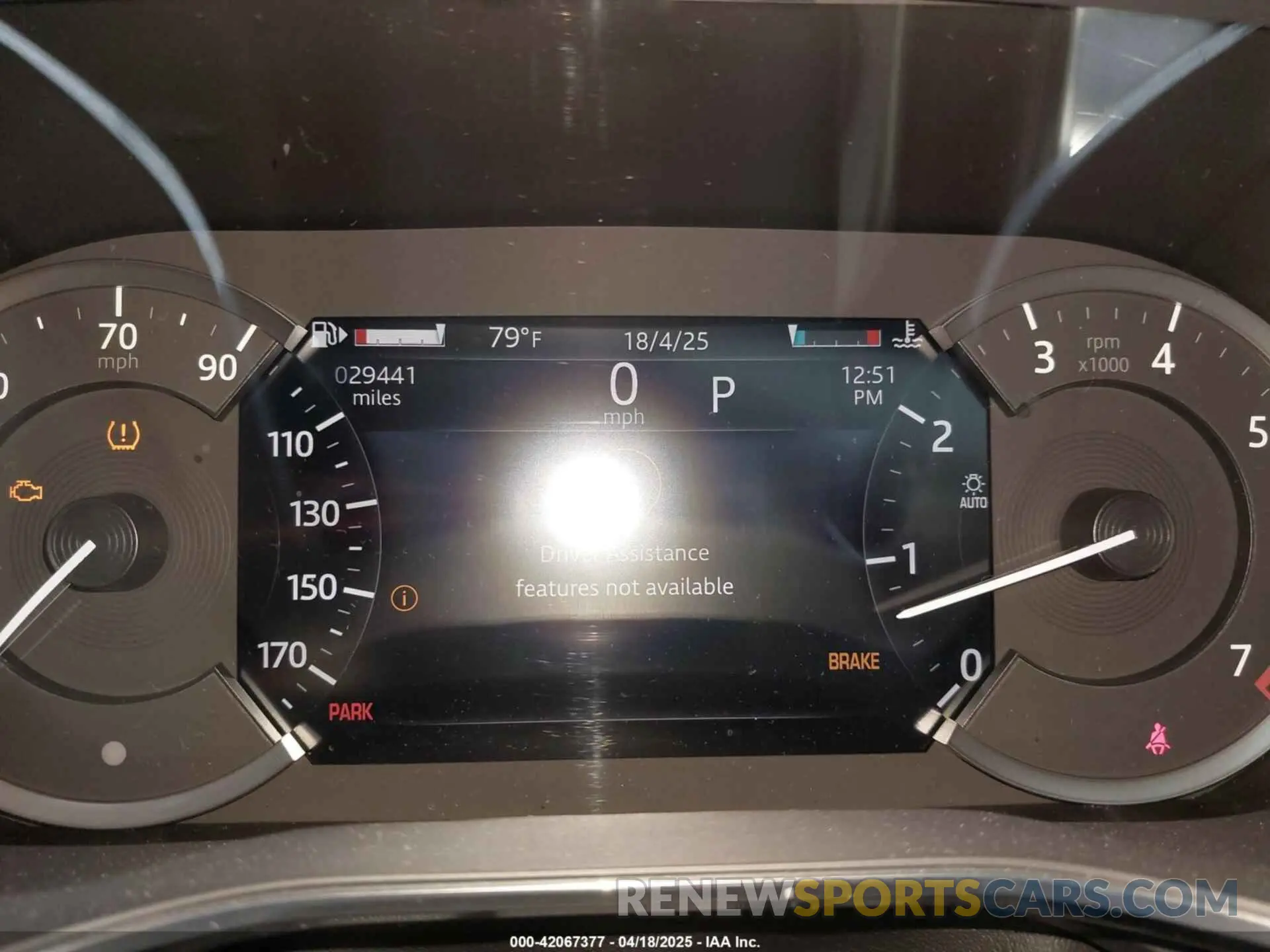 15 fotografías del automóvil dañado SADCJ2EX9PA705500 JAGUAR F-PACE 2023