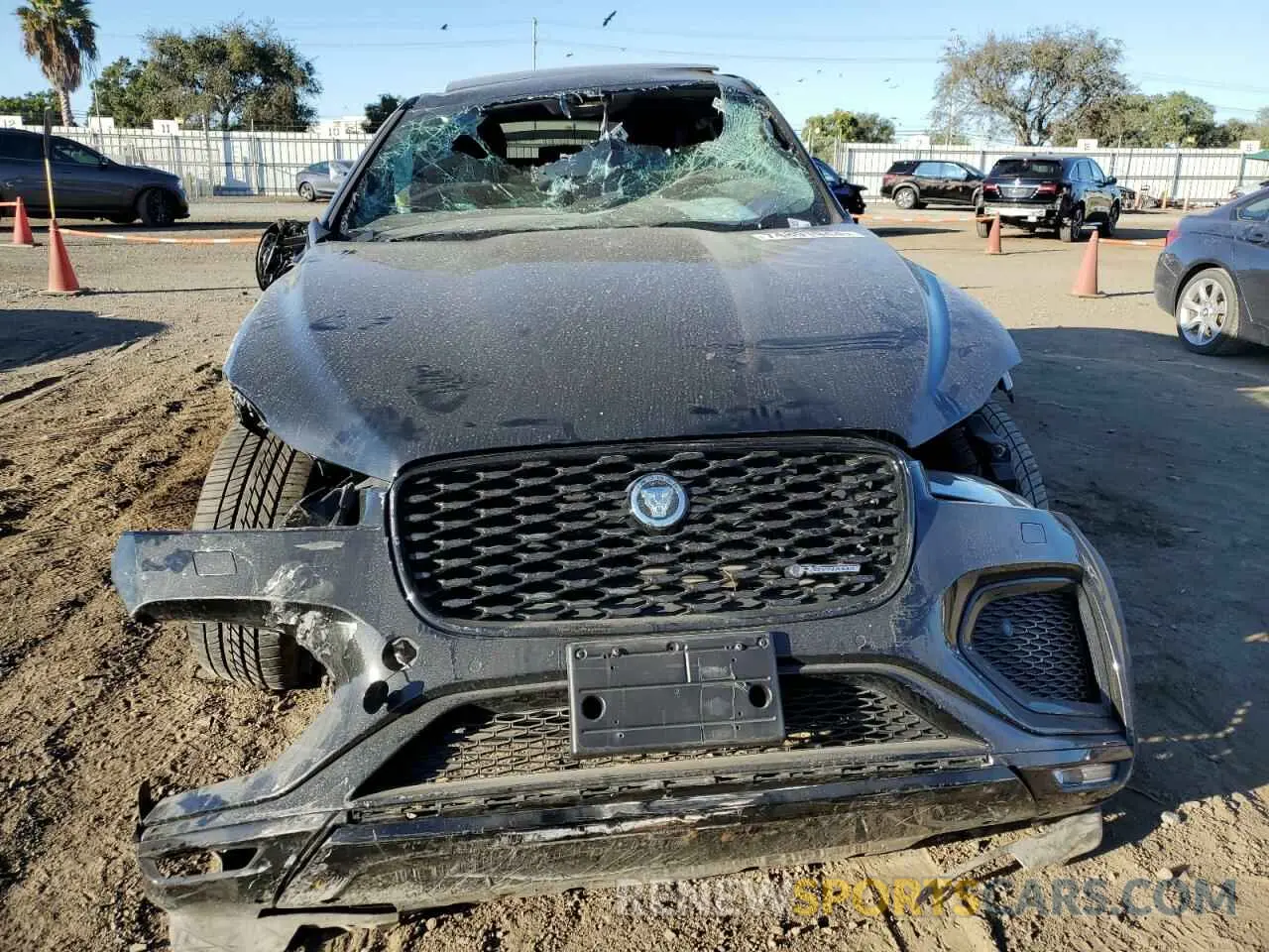 5 fotografías del automóvil dañado SADCT2EX1RA729402 JAGUAR F-PACE 2023