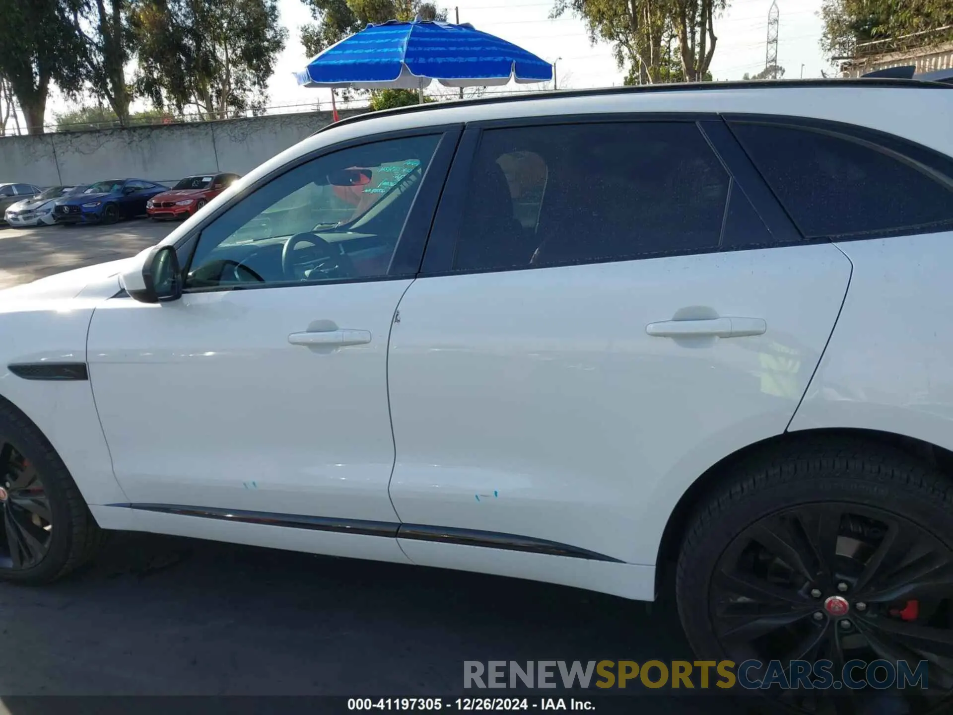15 fotografías del automóvil dañado SADCT2FUXPA711966 JAGUAR F-PACE 2023