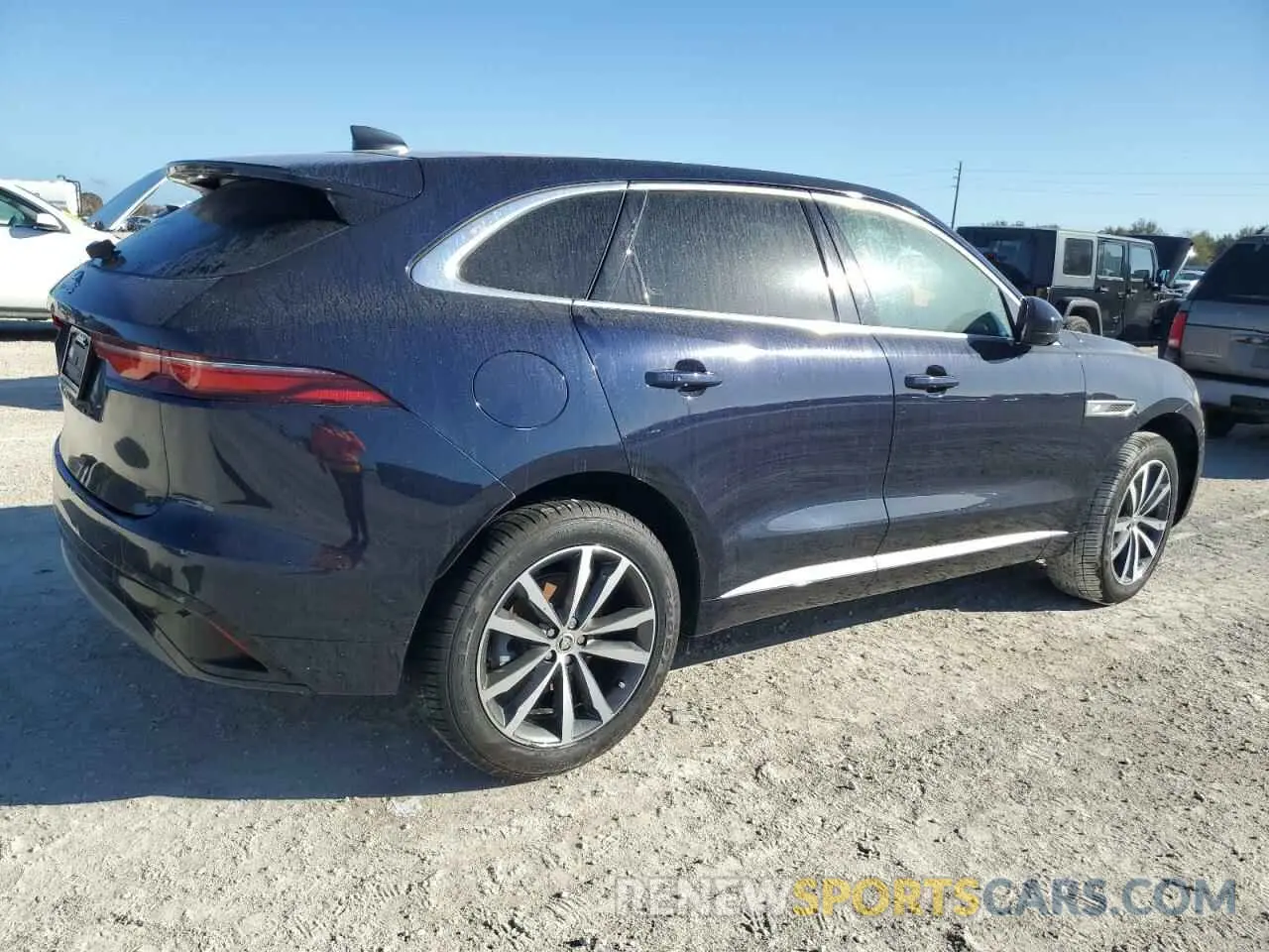 3 fotografías del automóvil dañado SADCT2EX0RA723994 JAGUAR F-PACE 2024