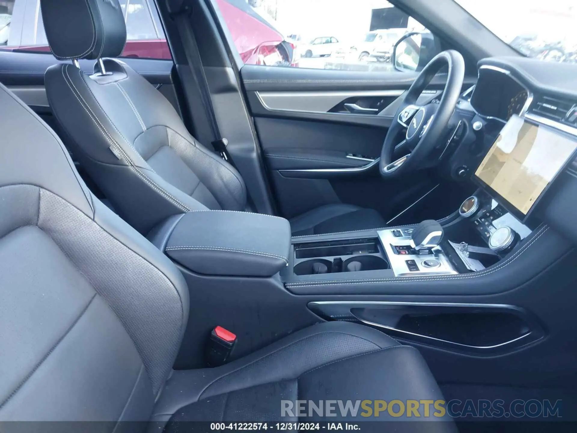 5 fotografías del automóvil dañado SADCT2EX0RA739130 JAGUAR F-PACE 2024
