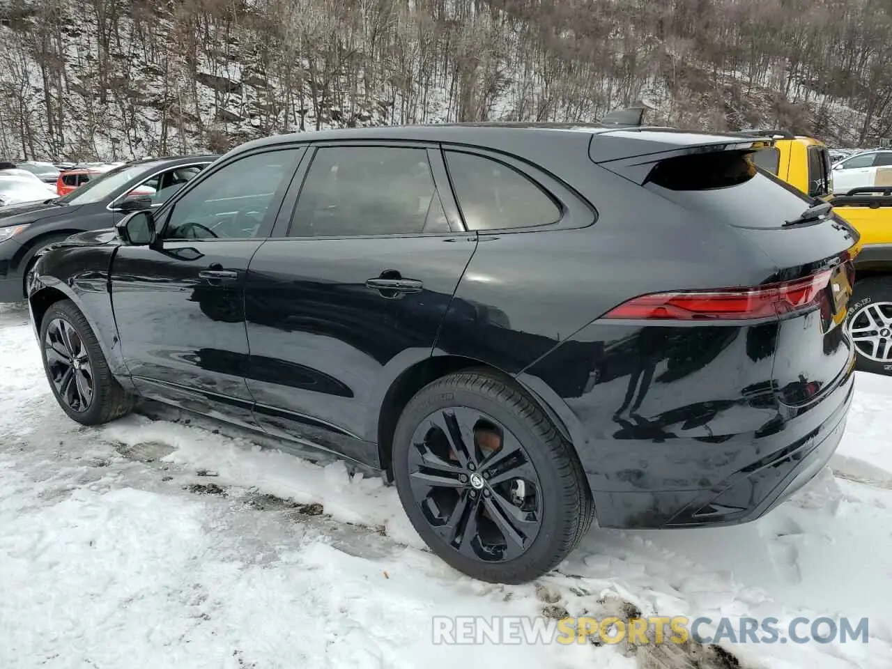 2 fotografías del automóvil dañado SADCT2EX3SA743422 JAGUAR F-PACE 2025