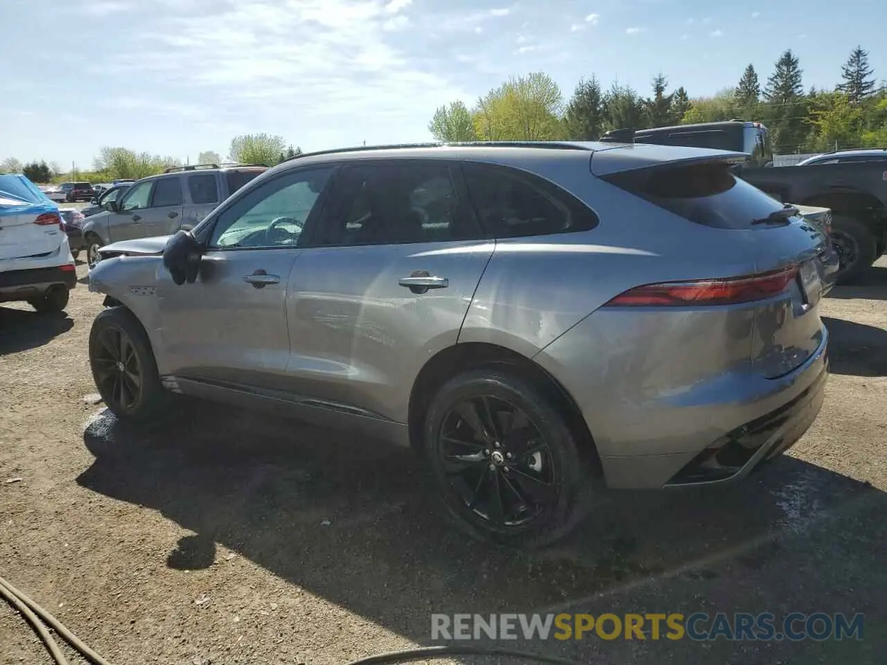 2 fotografías del automóvil dañado SADCT2EX7SA744590 JAGUAR F-PACE 2025