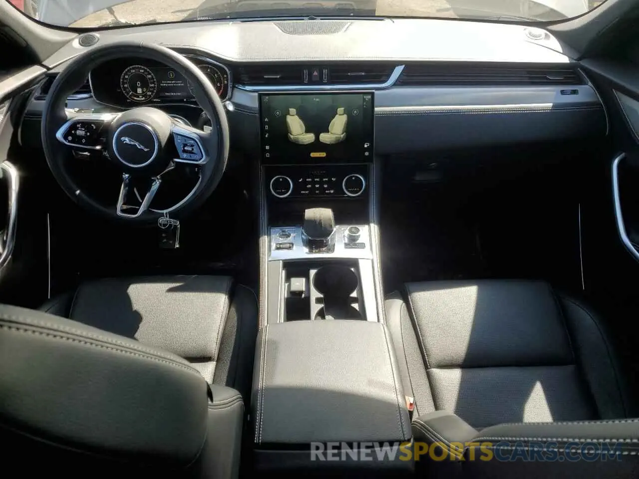 8 fotografías del automóvil dañado SADCT2EX7SA744590 JAGUAR F-PACE 2025