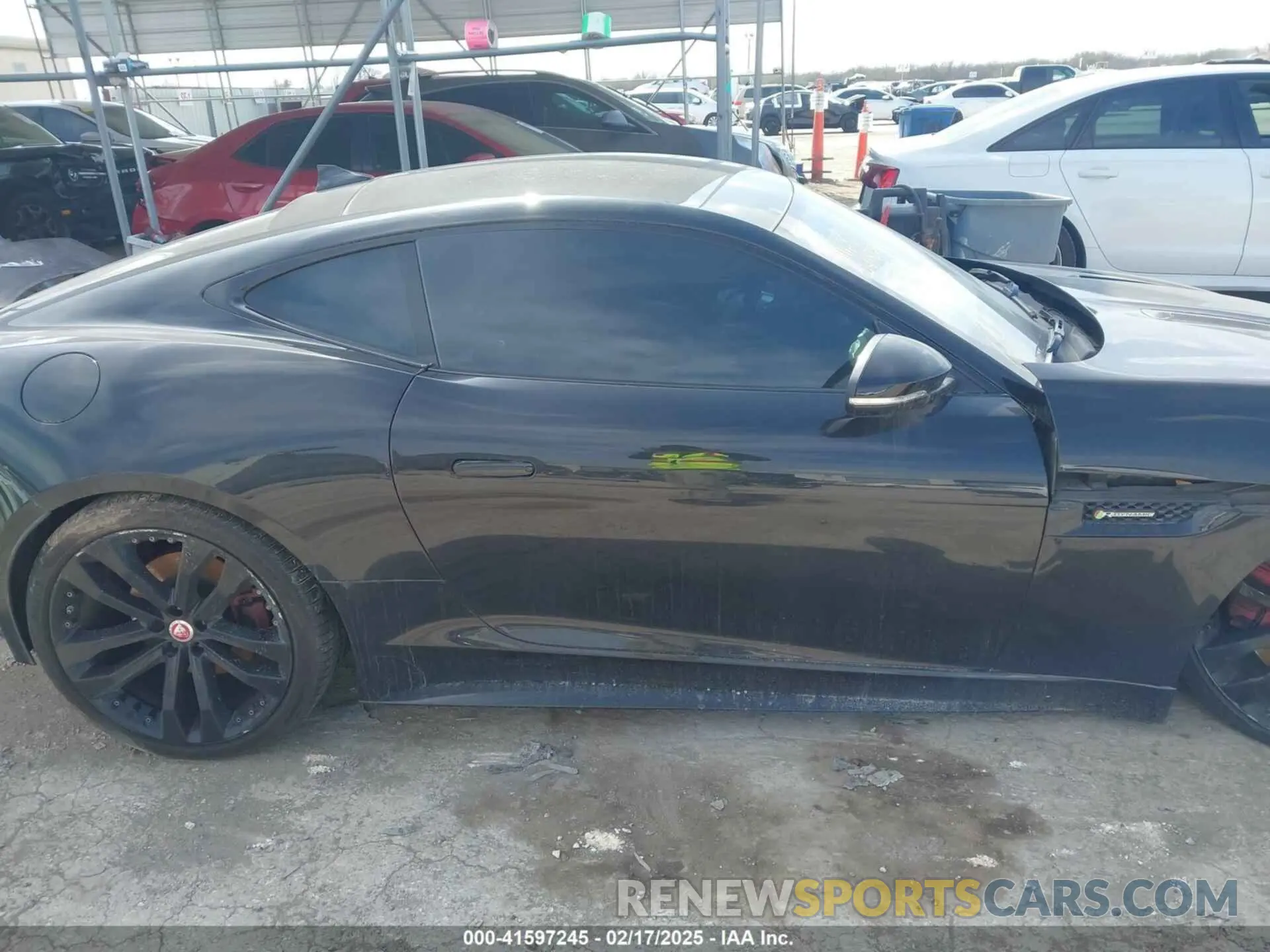 13 fotografías del automóvil dañado SAJDF1FV7KCK57894 JAGUAR F-TYPE 2019