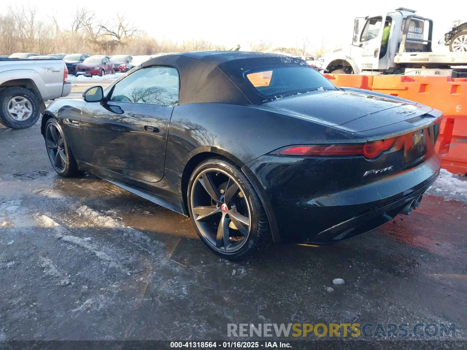 3 fotografías del automóvil dañado SAJD85FV1LCK66321 JAGUAR F-TYPE 2020
