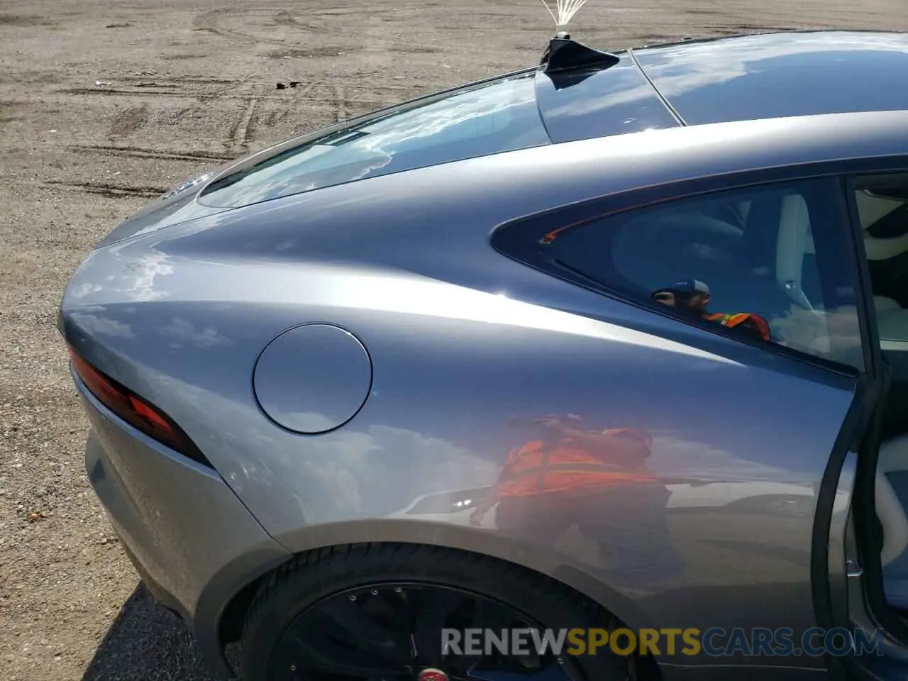 6 fotografías del automóvil dañado SAJDD1EV9LCK66038 JAGUAR F-TYPE 2020