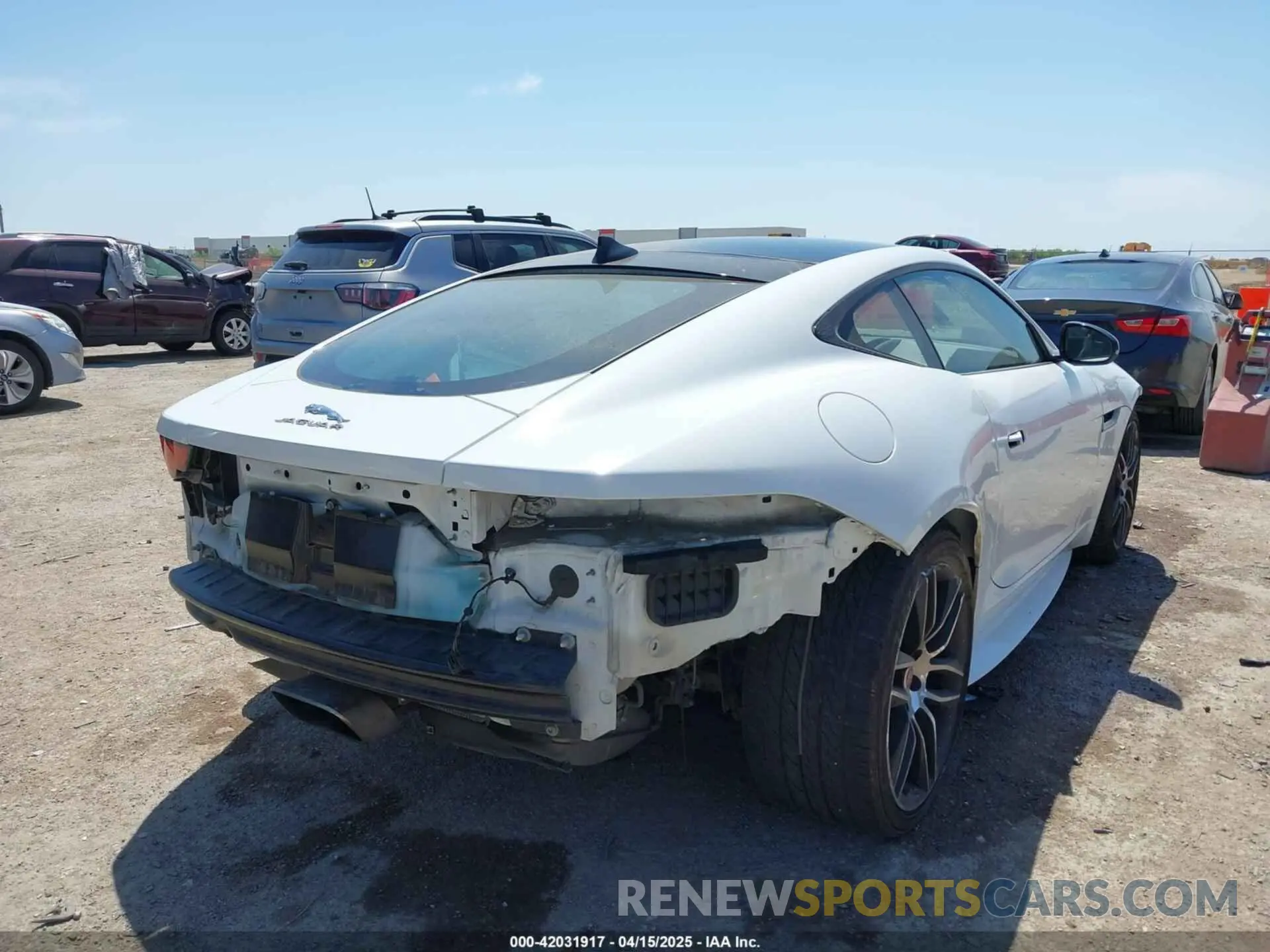 4 fotografías del automóvil dañado SAJDD1GX3LCK66731 JAGUAR F-TYPE 2020
