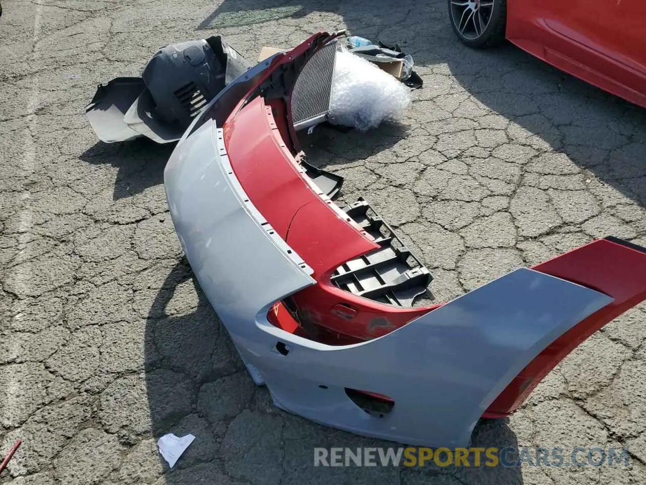 12 fotografías del automóvil dañado SAJDD1GX4LCK63479 JAGUAR F-TYPE 2020