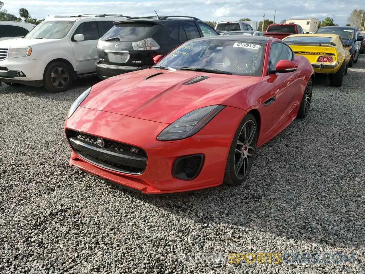 2 fotografías del automóvil dañado SAJDD1GX4LCK63630 JAGUAR F-TYPE 2020