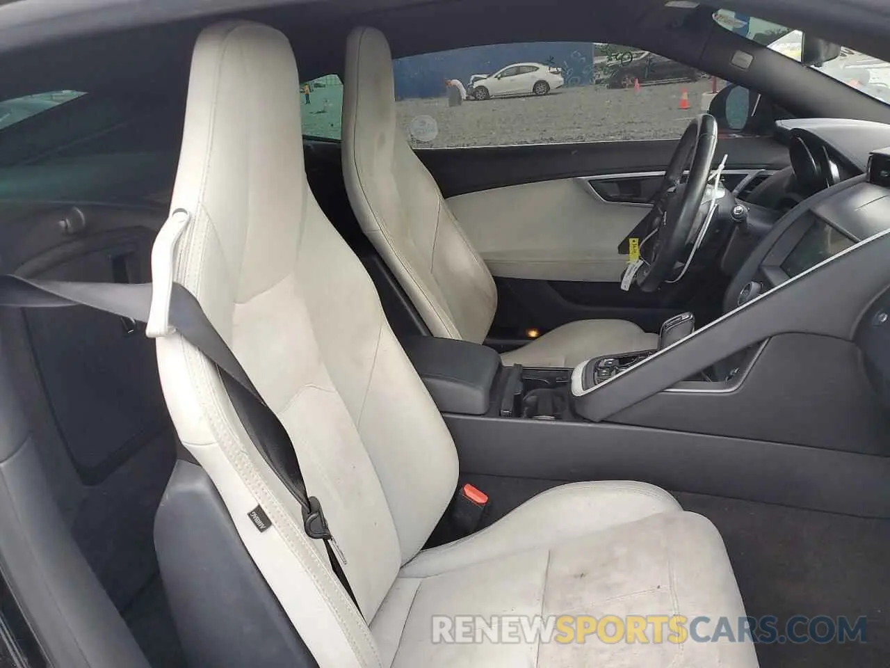 10 fotografías del automóvil dañado SAJDD1GX4LCK67922 JAGUAR F-TYPE 2020