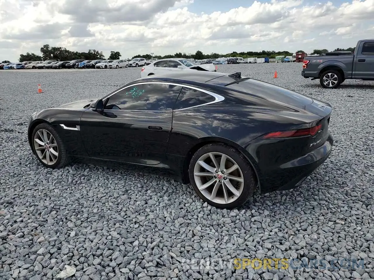 2 fotografías del automóvil dañado SAJDD1GX4LCK67922 JAGUAR F-TYPE 2020