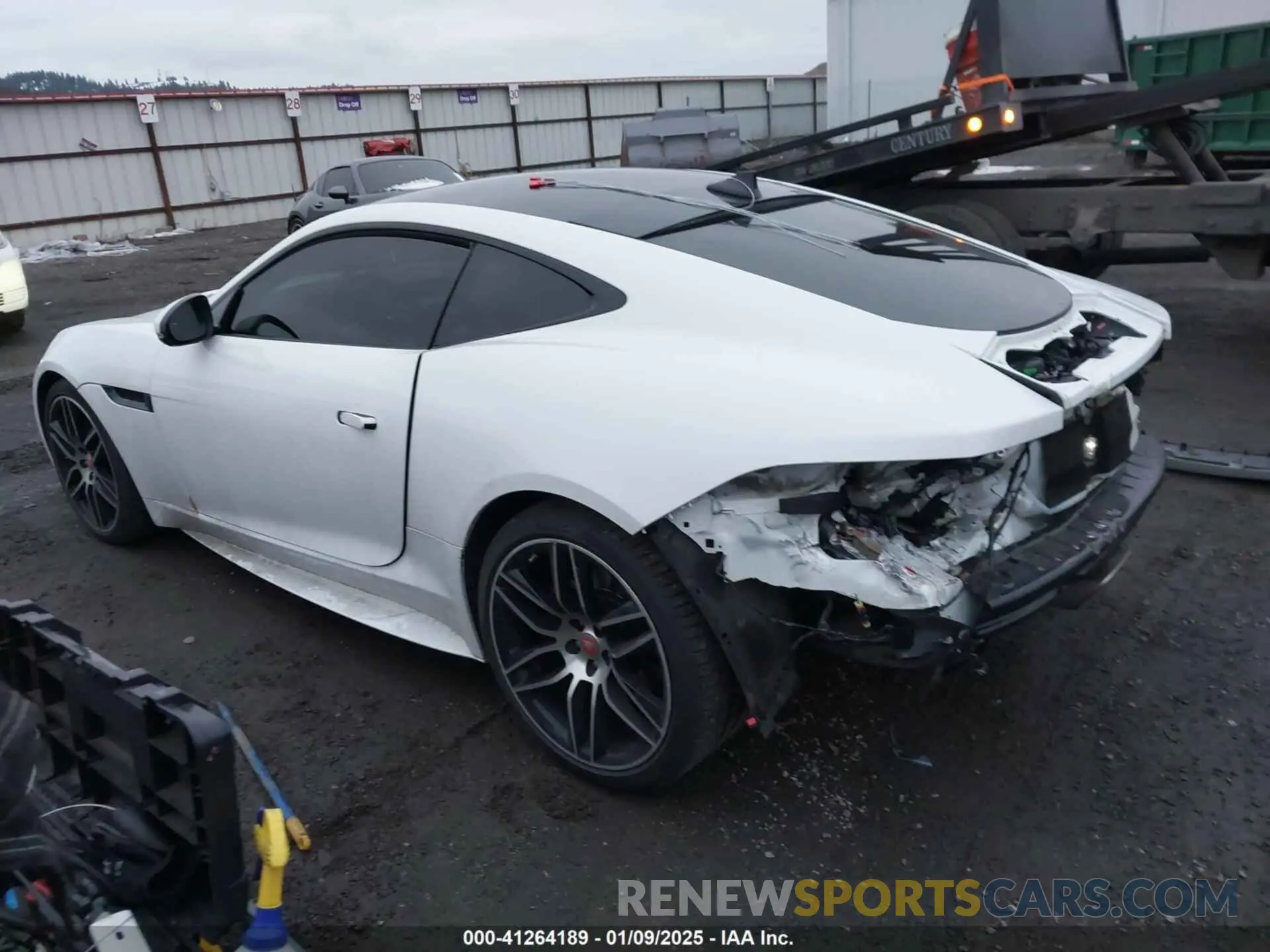 3 fotografías del automóvil dañado SAJDD1GX6LCK63497 JAGUAR F-TYPE 2020