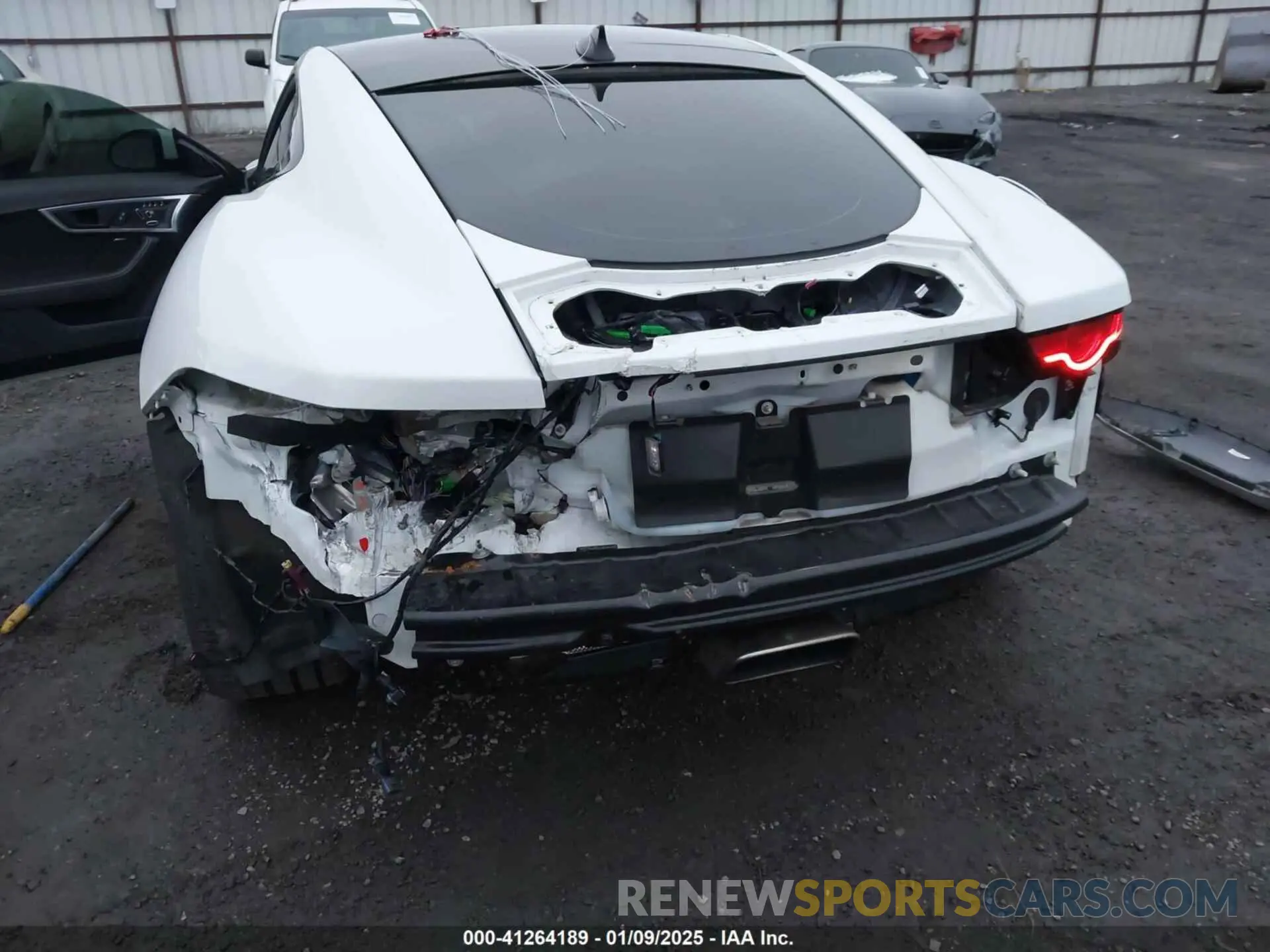 6 fotografías del automóvil dañado SAJDD1GX6LCK63497 JAGUAR F-TYPE 2020