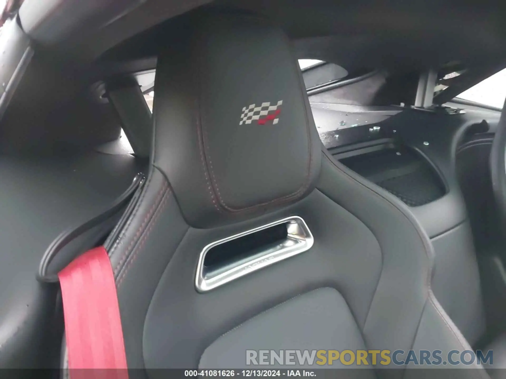 8 fotografías del automóvil dañado SAJDD1GX9LCK63039 JAGUAR F-TYPE 2020