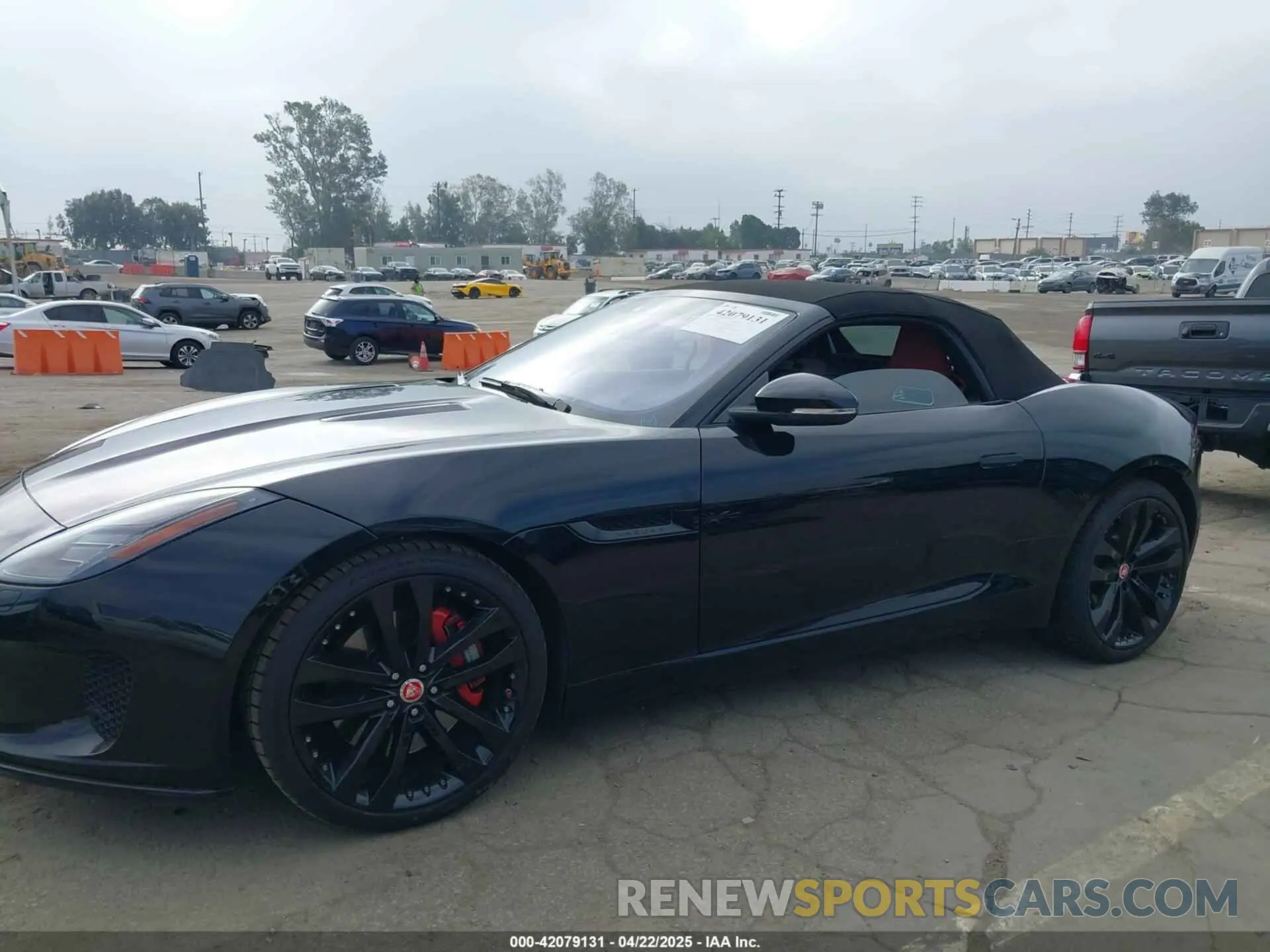 14 fotografías del automóvil dañado SAJDD5GX0LCK64894 JAGUAR F-TYPE 2020